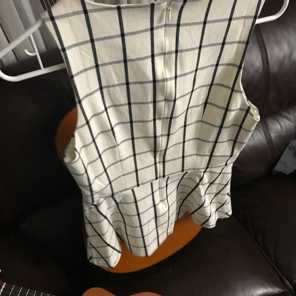 Size 0 - Picture 5 of 5